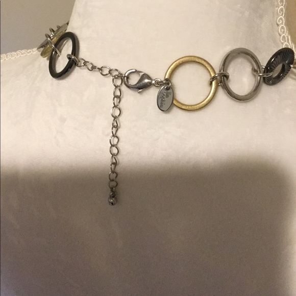 Lia Sophia Necklace - Picture 2 of 5